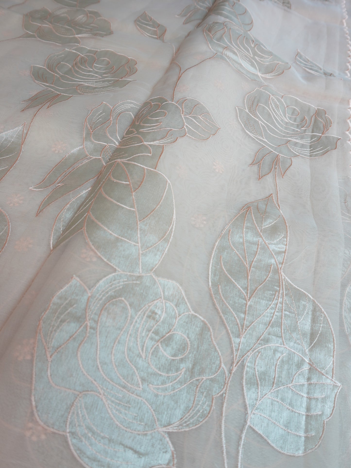 Pastel Pink Elegant Organza Saree with Exquisite Appliqué Work