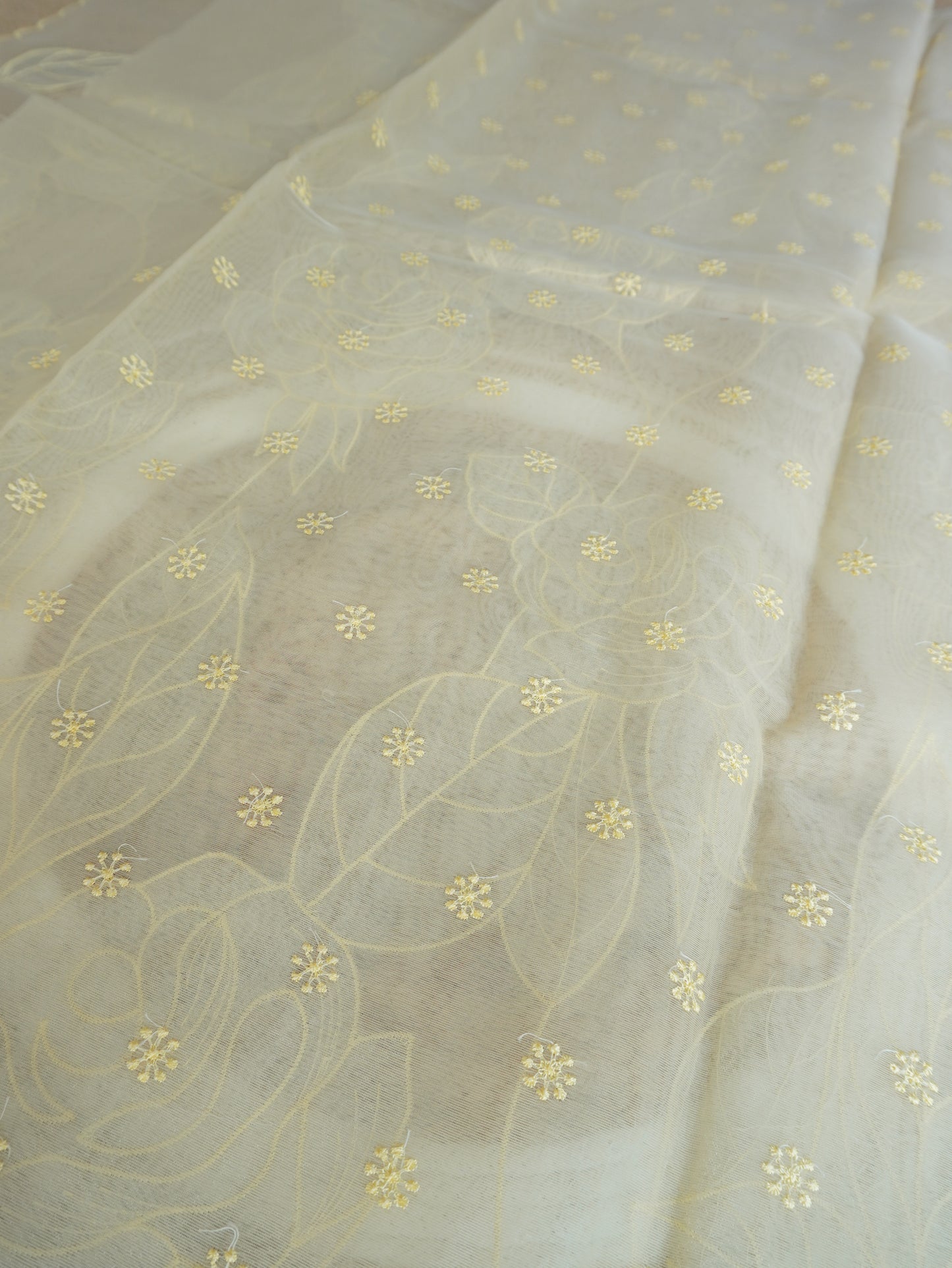 Pastel Yellow Elegant Organza Saree with Exquisite Appliqué Work