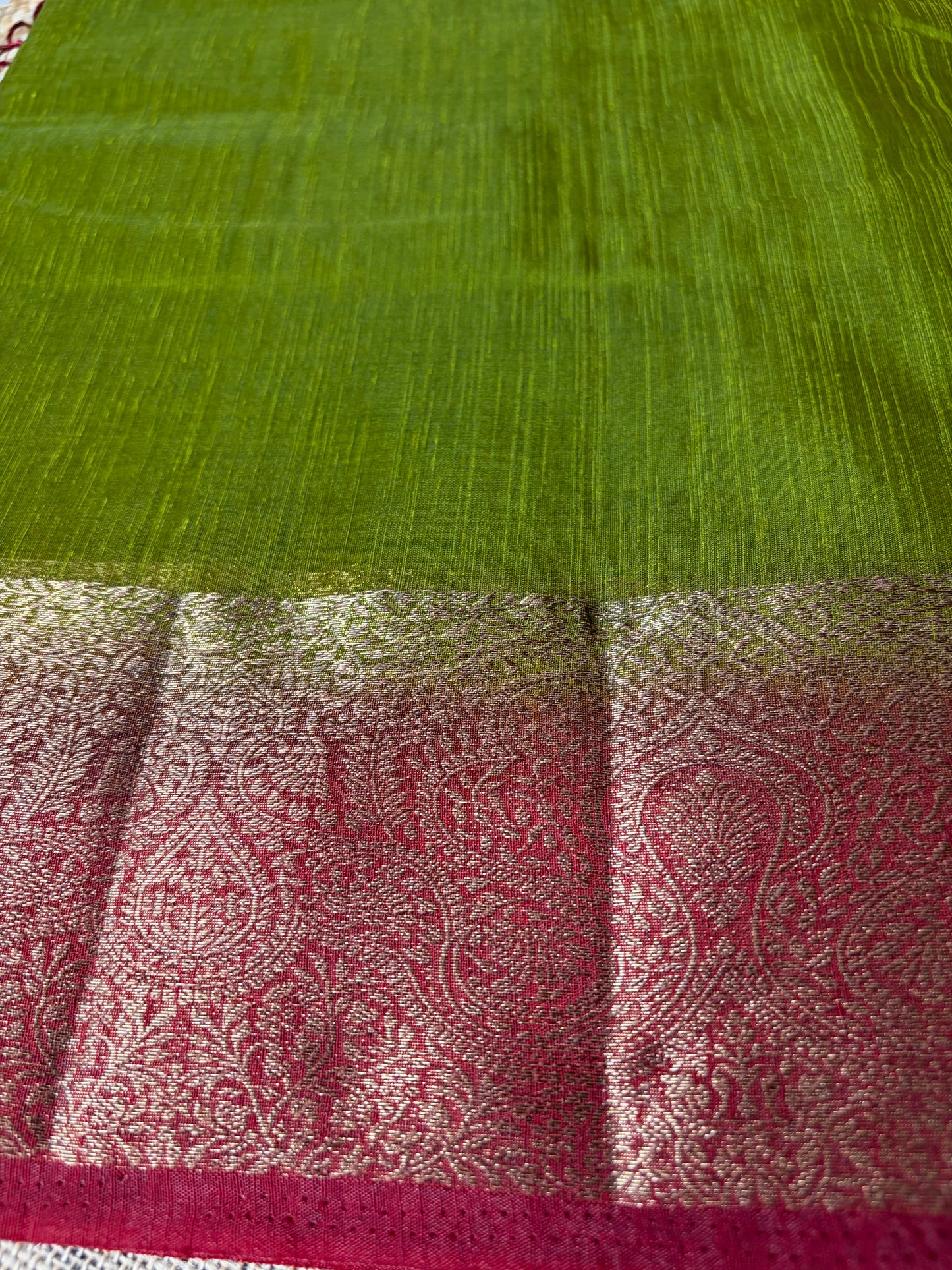 Leaf Green Semi Jute Silk Saree