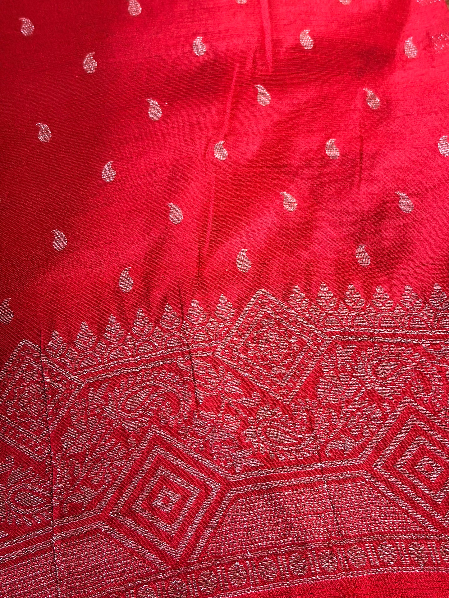 Black & Red Semi Jute Silk Saree