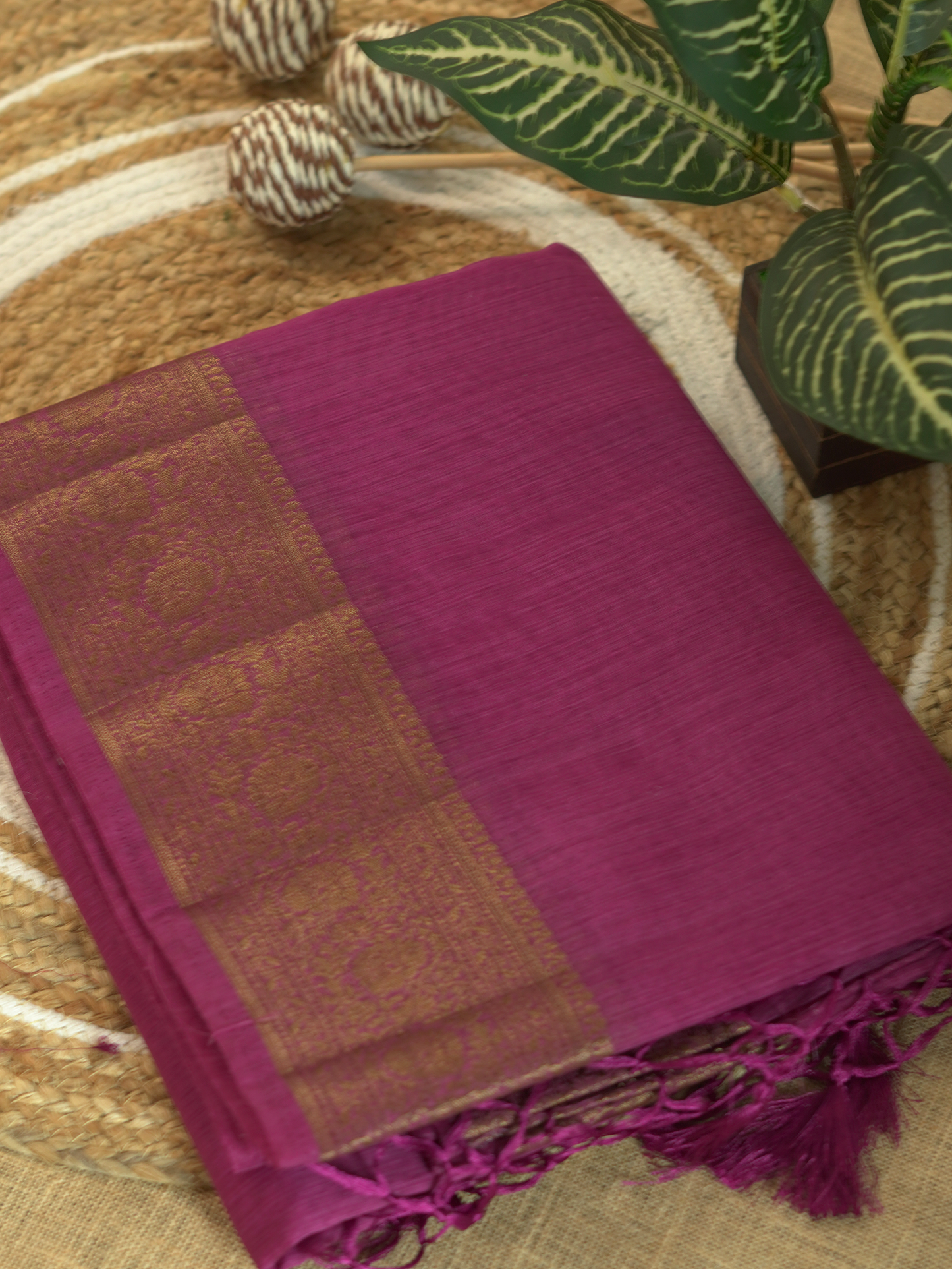 Light Magenta Semi Jute Silk Saree